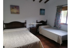 Country House in Sayalonga, for rent