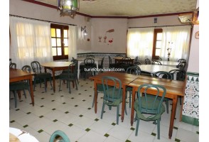 Commercial property in Torrox Costa, for rent