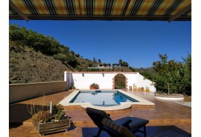 Country House in Cómpeta, for rent