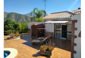 Country House in Cómpeta, for rent