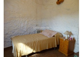 Country House in Cómpeta, Acebuchal, holiday rentals