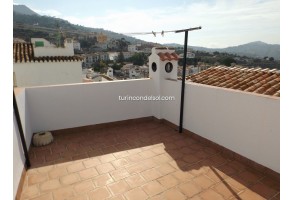 Town House in Canillas de Albaida, for rent