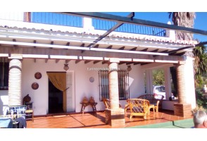 Country House in Canillas de Albaida, for rent