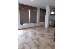 Commercial property in Cómpeta, for rent