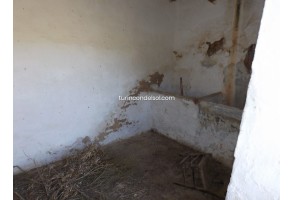 Country House in Canillas de Albaida, for sale