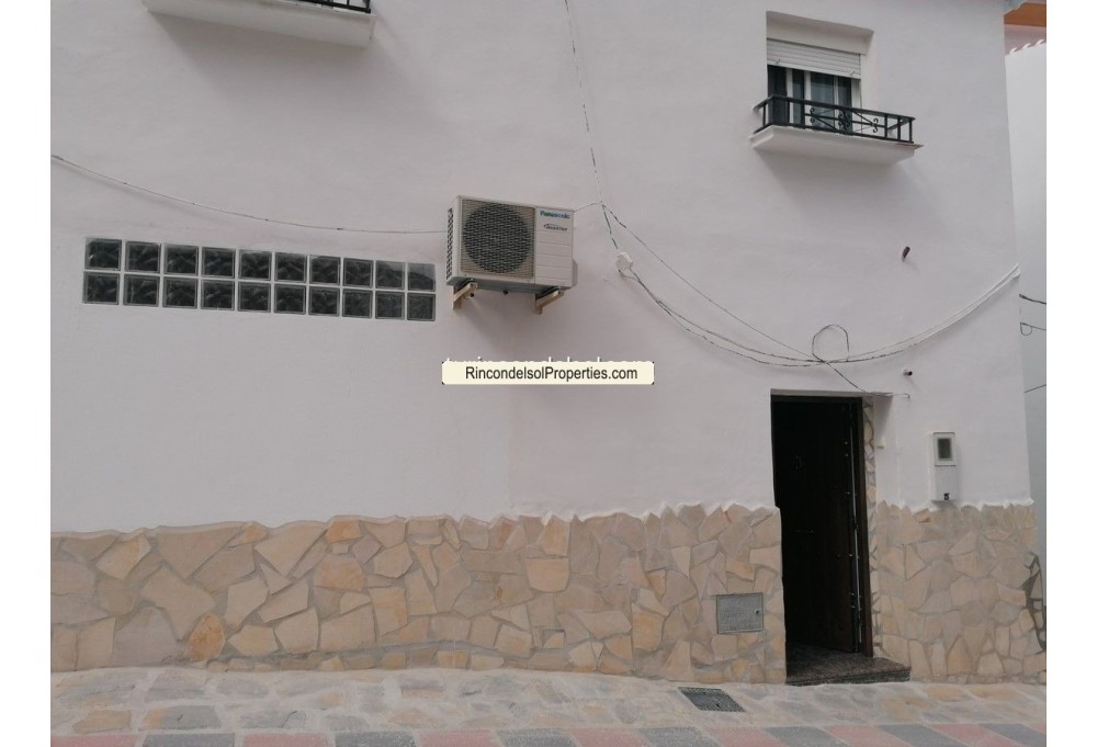 Town House in Cómpeta, for...