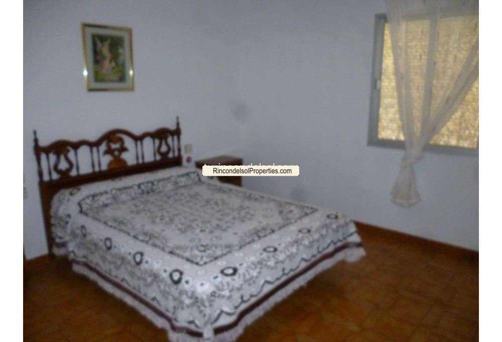 Town House in Canillas de...