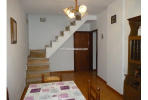 Town House in Canillas de Albaida, for rent