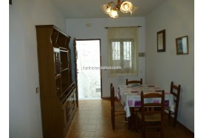 Town House in Canillas de Albaida, for rent