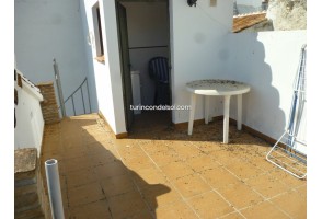 Town House in Canillas de Albaida, for rent