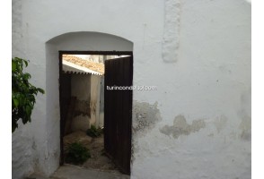 Town House in Canillas de Albaida, for sale