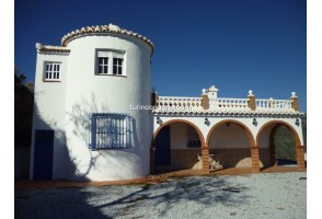 Country House in Árchez, Pilarejo, for sale