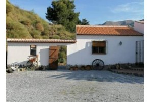 Country House in Cómpeta, For Sale