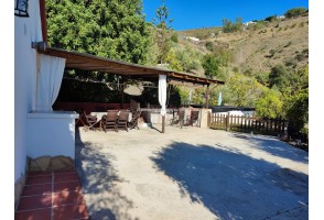 Country House in Cómpeta, for rent