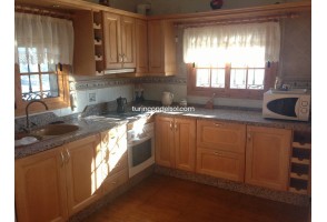 Country House in Sayalonga, Corumbela, for rent