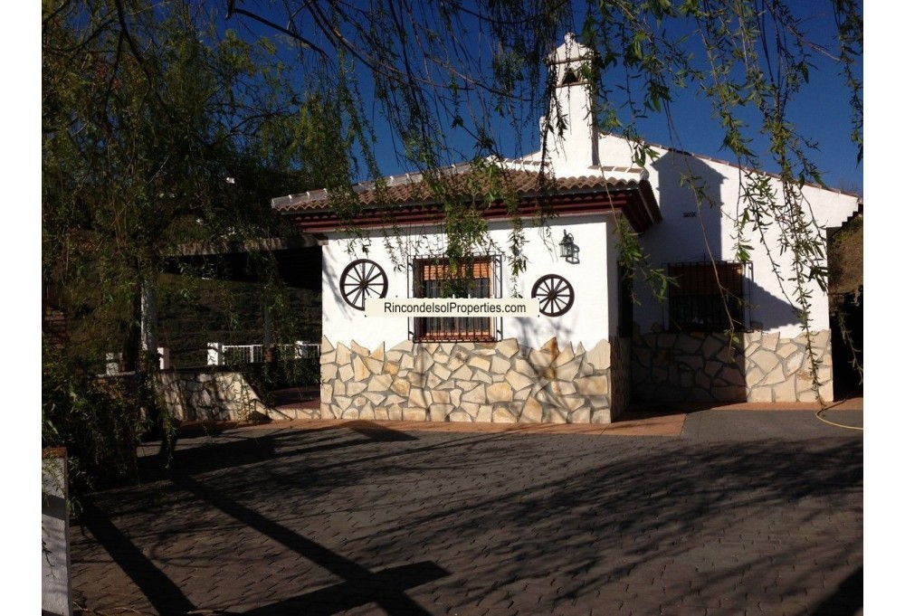 Country House in Cómpeta,...